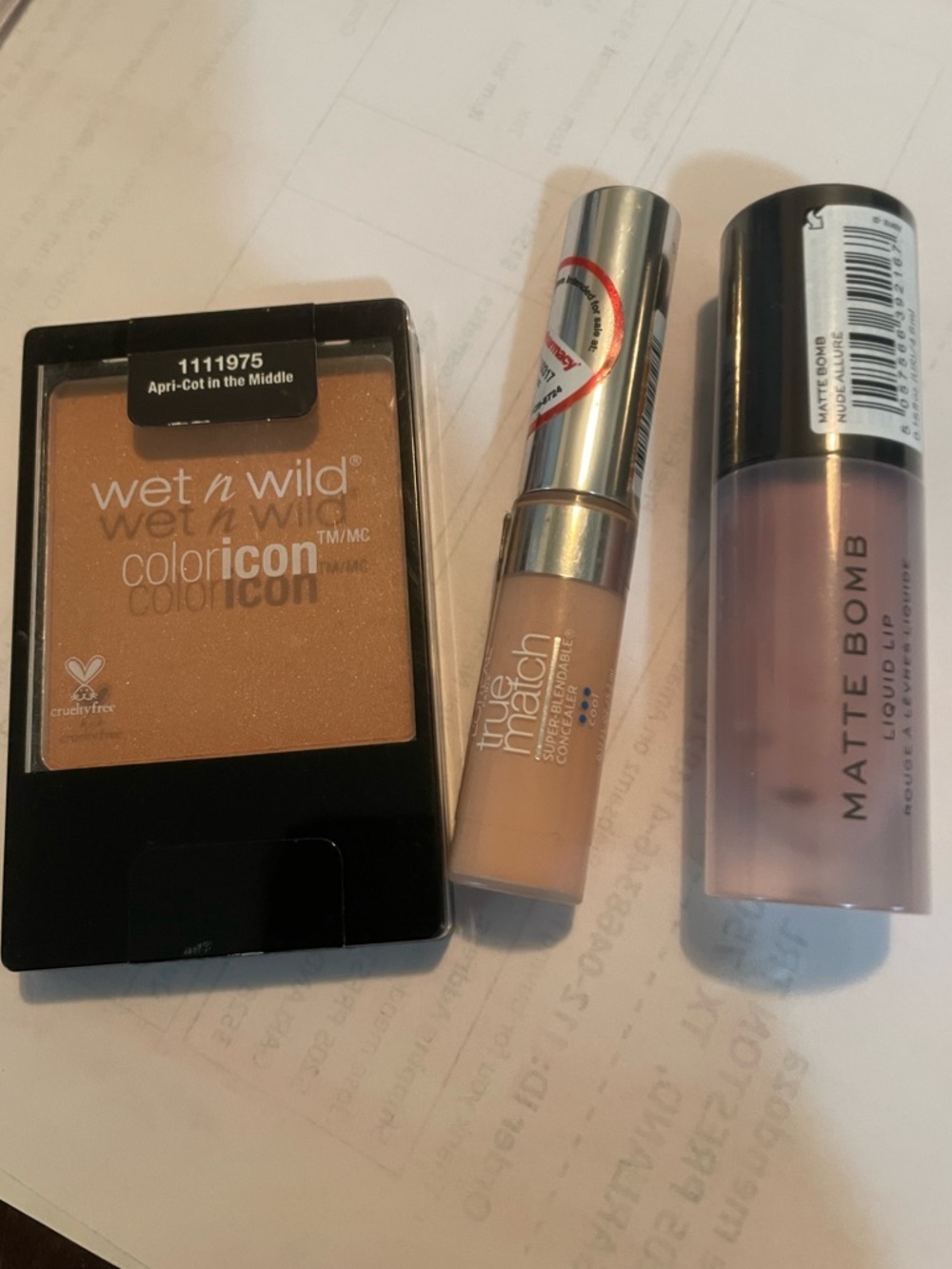 wet n wild Color Icon Blush & Matte Bomb Liquid Lip — Nude Pink Duo